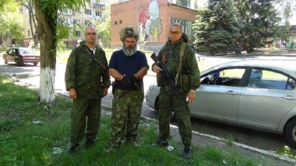 Помощь российских волонтеров