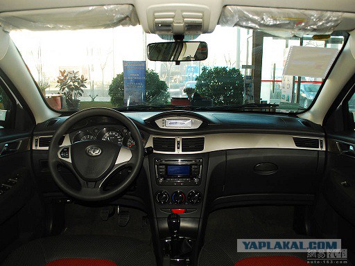 Lada Vesta  без камуфляжа