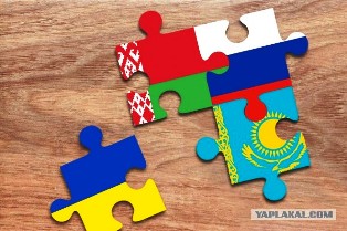 Украинцы поздравляем Вас с наступающим.