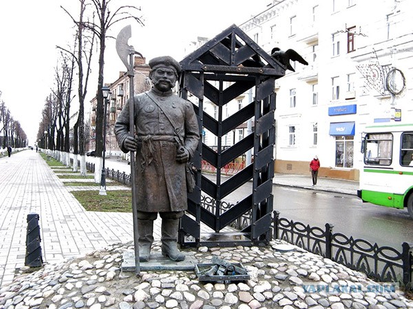 Интересные памятники вашего города