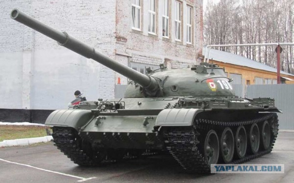 Танк купить не желаете?