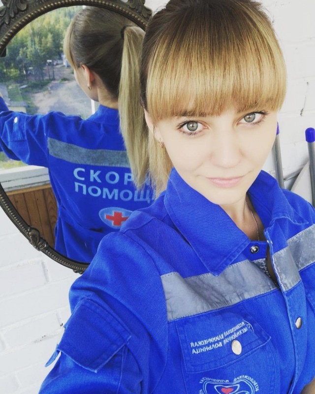 Красавицы со скорой