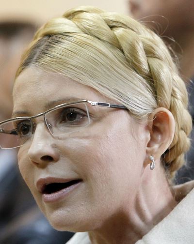 В Крыму захвачены Совмин и Верховная рада, официальных заявлений еще не было