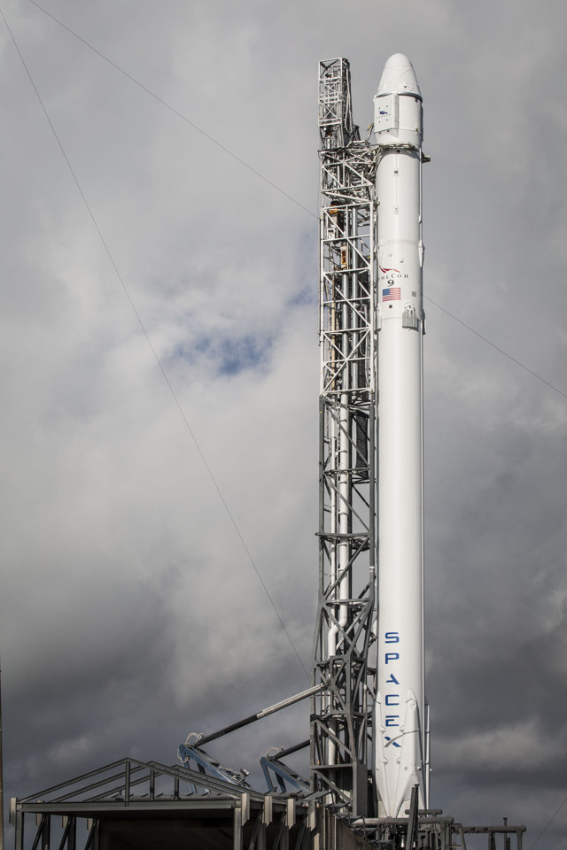 Космическая интрига 13 апреля. SpaceX