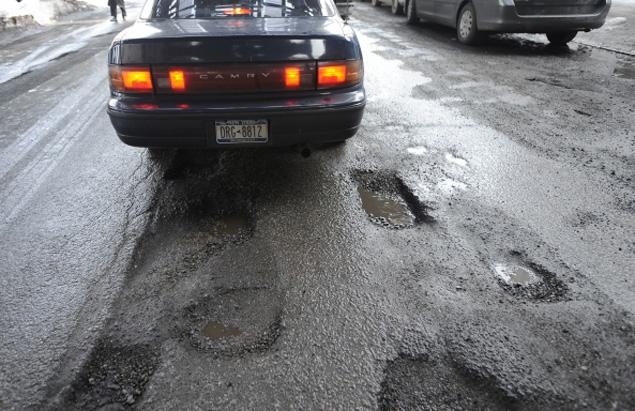 Ford воссоздал на полигоне разбитую российскую дорогу