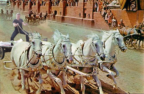 Фотожаба: если б я имел коня...