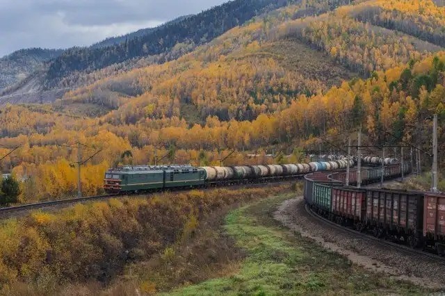 Осень на железной дороге