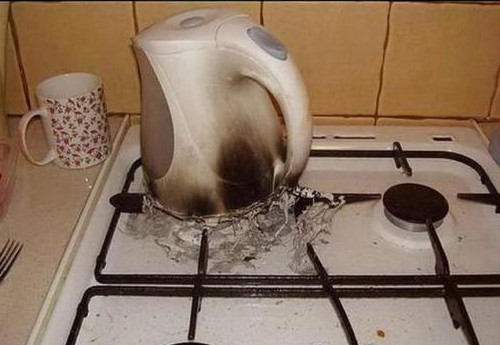 Маленький дефект. Дефектик даже...