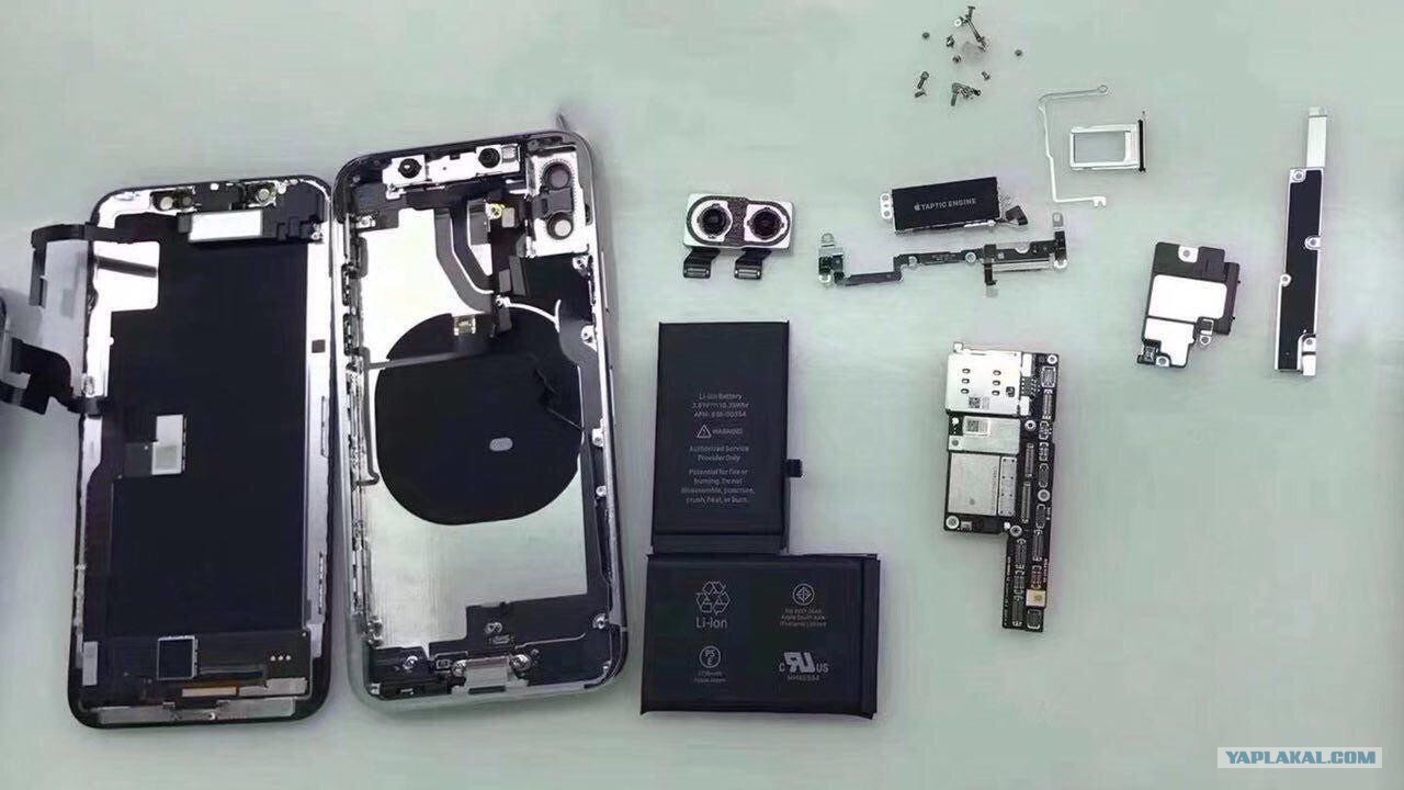 Емкость батареи айфон 15 про. Iphone 13 teardown. Разбор iphone 15 plus. Разобранный айфон 15 про. Iphone 14 pro max в разборе.