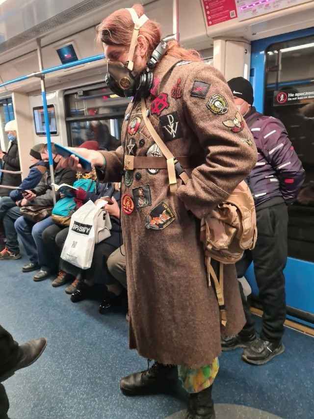 Свежие модники из российского метрополитена