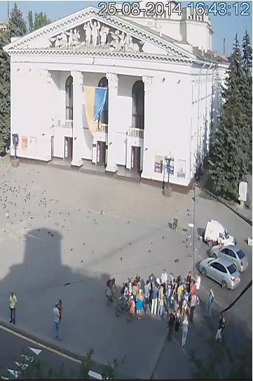 Ополчение двинулось в атаку на Мариуполь.
