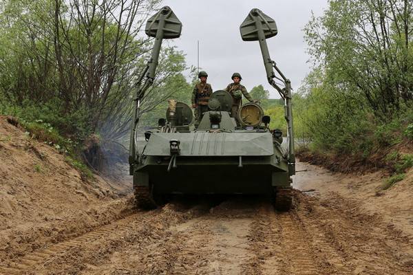 Подводная лодка инженерных войск.