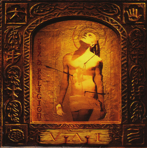 Стив Вай - гитарист, который играл в 10 группах