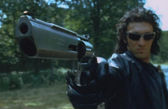 Пистолет на слона: почему Desert Eagle стал оружием-легендой