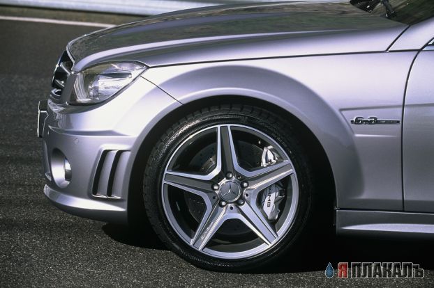 Mercedes-benz C63 Amg