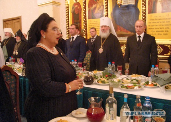 Жители д. Борисовичи: Нам нужны поликлиника, детские сады, а нам зачем-то строят храм!