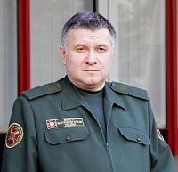 Умер Роман Гребенюк, пострадавший в сбере от нападения Арсена Мелконяна.
