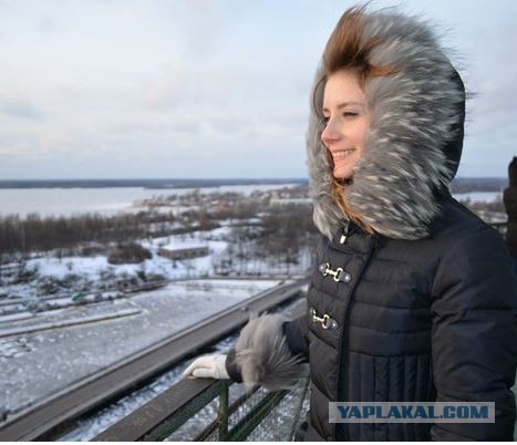 А есть и человеческие лица!