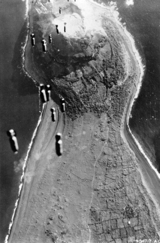 История в фотографиях