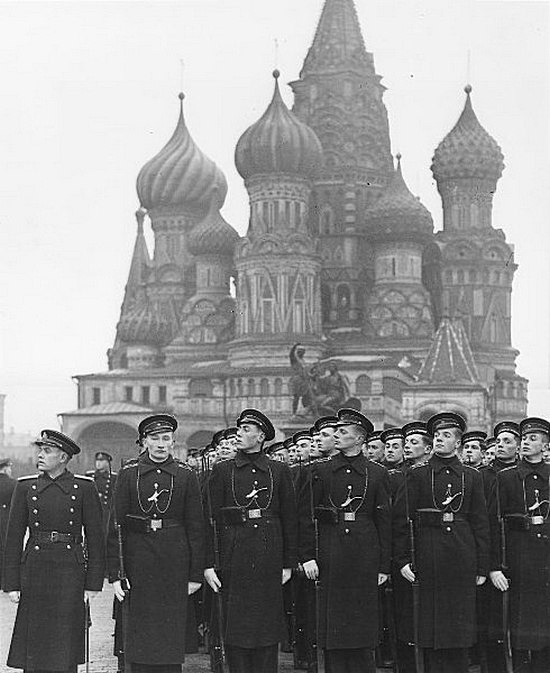 Первый послевоенный год