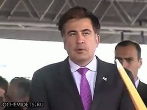 Дресс-код от Саакашвили. Глава Одесской области заправил брюки в носки