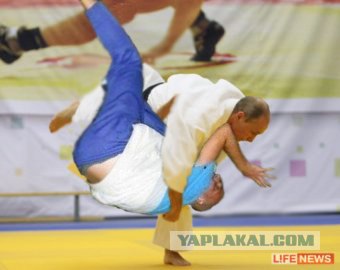 Фотожаба: ...как будто он не пьяный