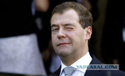 Зажигательный танец директора саратовского Восточно-Европейского лицея