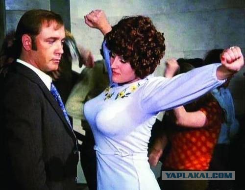 Про сиськи. Почему мужчин привлекает женская грудь?
