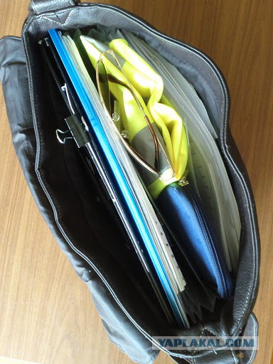 Что лежит в сумке пилота пассажирского самолёта