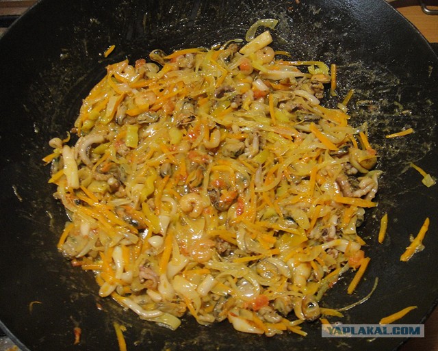 Вкусное обаяние Кулинарии, Повара ЯПа поздравляют милых дам!