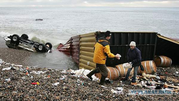 10  странных вещей, которые выбросило море