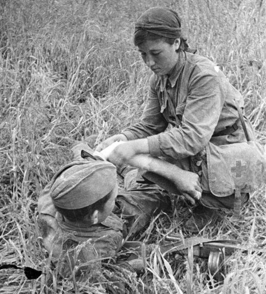 Сестричка. "Мы привыкли читать о другой войне..."