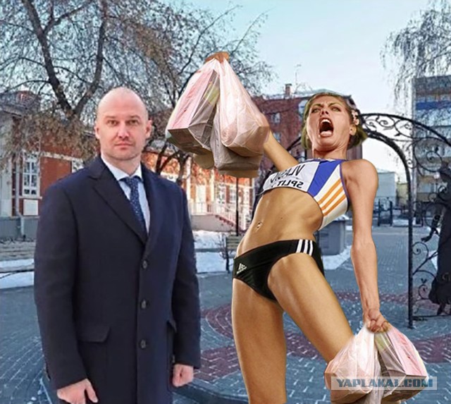 В Кургане местный депутат фотошопит себя в отчете о проделанной работе