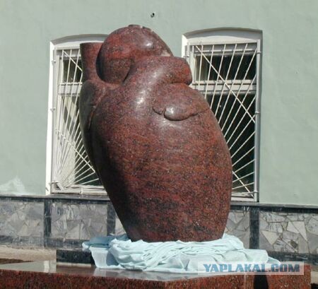 Необычные статуи мира