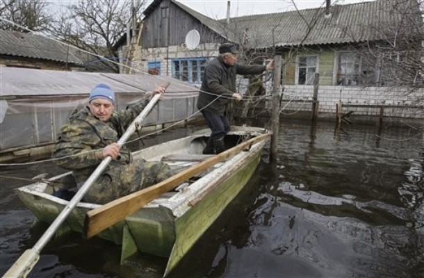 Беларусь топит. Днепр поднялся на 5 метров