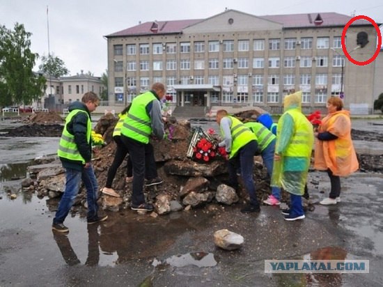 Власти в Котласе устроили погром на площади, где запланирован митинг