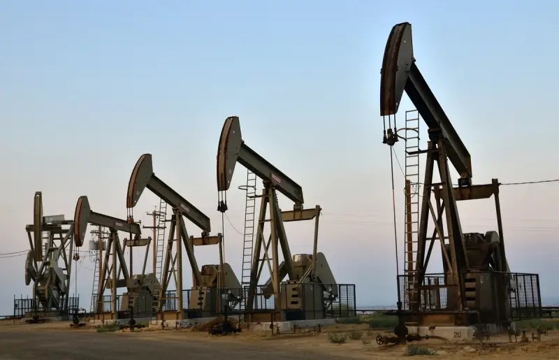 Нефть по 30 долларов: глобальный сырьевой рынок сигнализирует о приближении кризиса по всему миру