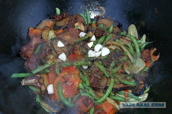 Овощи с бараньими ребрышками тушёные, или за что я люблю лето)))