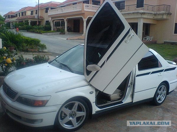 Автомобилист продает тюнингованную «копейку»