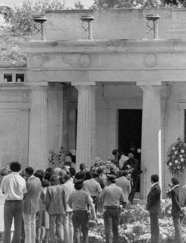 Похороны Элвиса Пресли (1977 год)