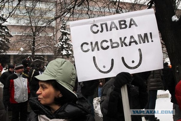 Кира Найтли снялась топлес