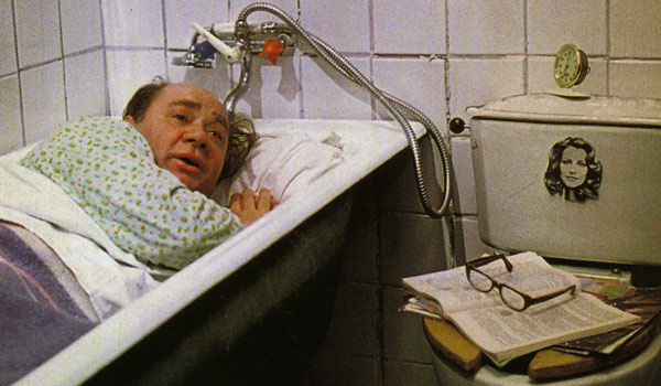 Так жить нельзя: 8 кв. метров