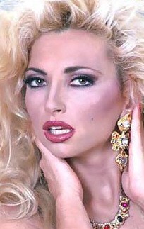 А руки-то помнят (популярные порноактрисы 90-х)