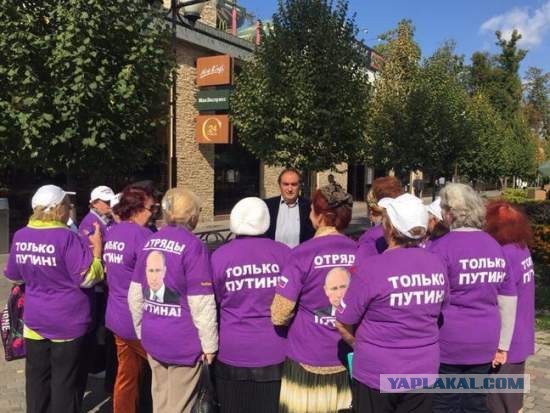 Всё как в Кремле. Кто делал спецсвязь для "дворца Путина"?