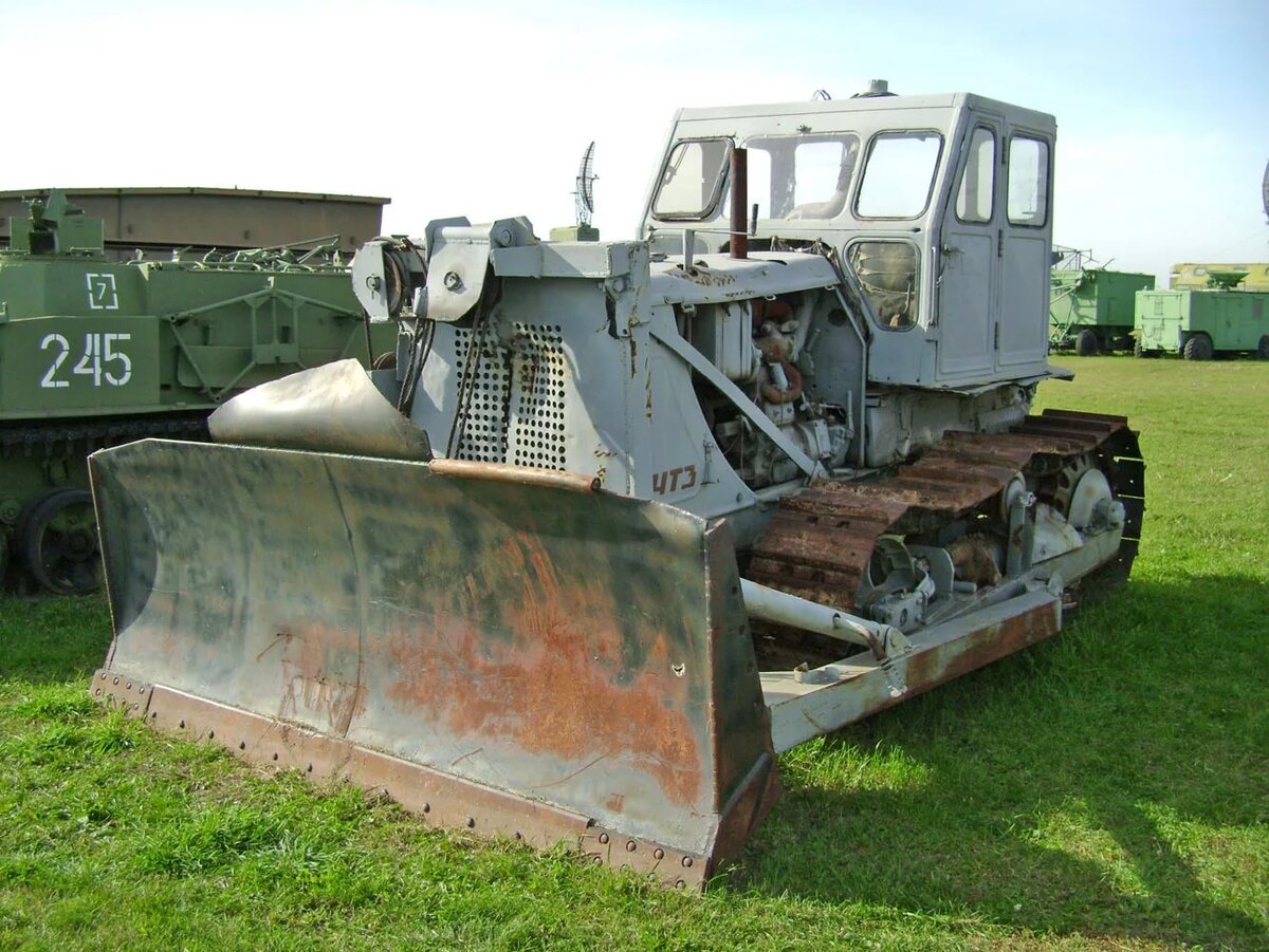 Купить Бульдозер Бу Yto Т 100g