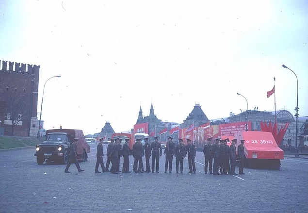 59 удивительных фото Москвы 1982 года