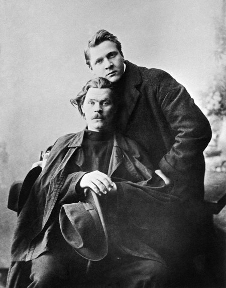 История в фотографиях