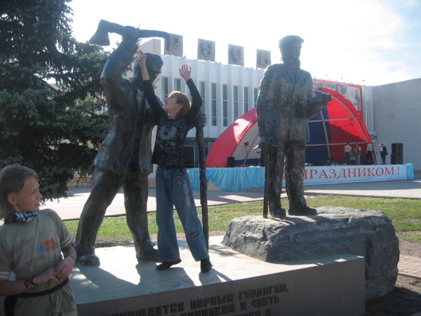 Необычные статуи мира