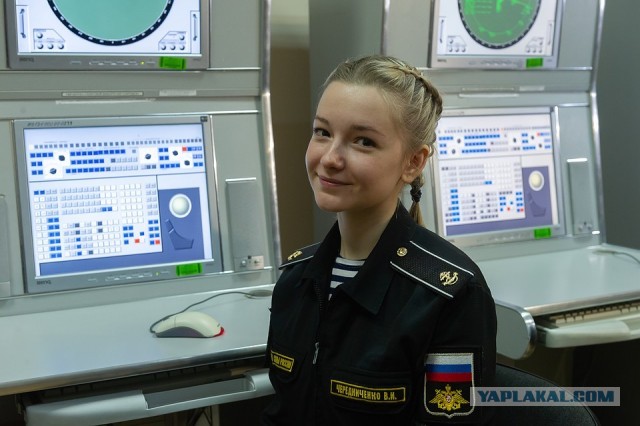 Девушки и флот
