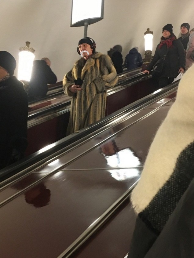 Гляньте, какие модники в нашем метрополитене водятся